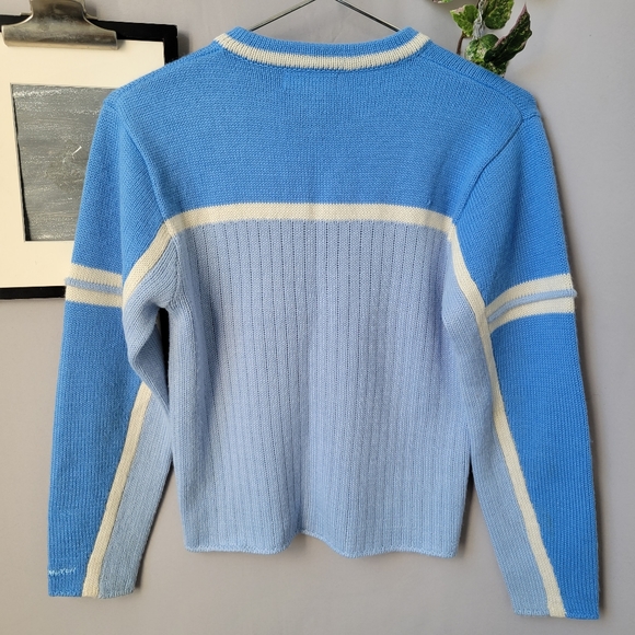 Obermeyer Jennifer Wool Blend Pullover Crew Neck Sweater M - Picture 2 of 12